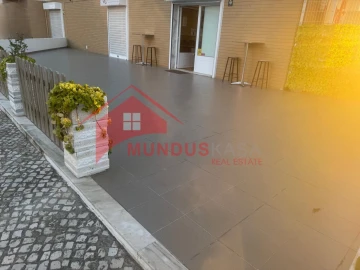 Negócio para Cedência de Quotas em Sesimbra (Castelo)