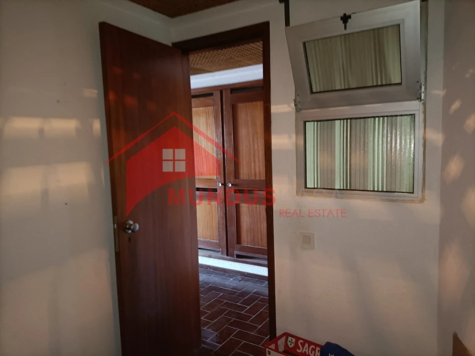 Apartamento T1 para Venda em Sesimbra (Santiago) Foto 22