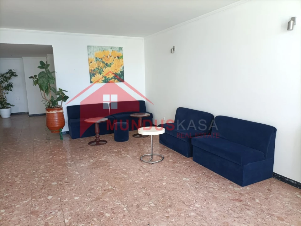 Apartamento T1 para Venda em Sesimbra (Santiago) Foto 34
