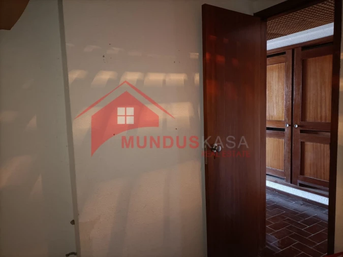 Apartamento T1 para Venda em Sesimbra (Santiago) Foto 24
