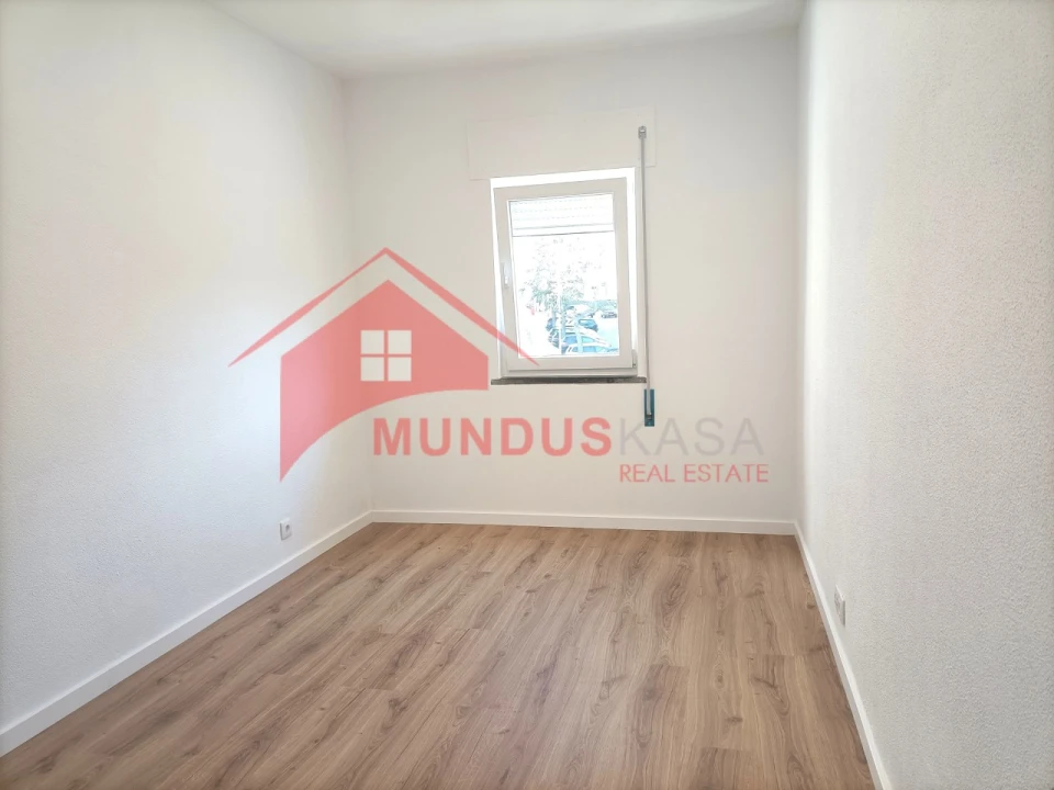 Apartamento T1 para Venda em Sesimbra (Castelo) Foto 14