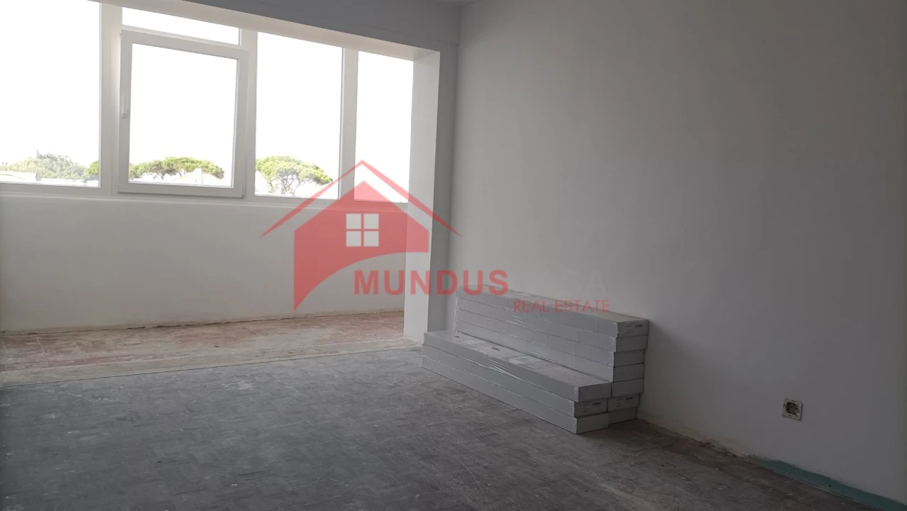 Apartamento T1 para Venda em Sesimbra (Castelo) Foto 5