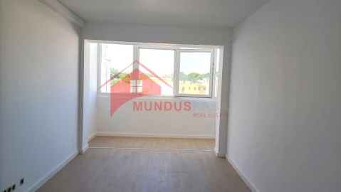 Apartamento T1 para Venda em Sesimbra (Castelo)
