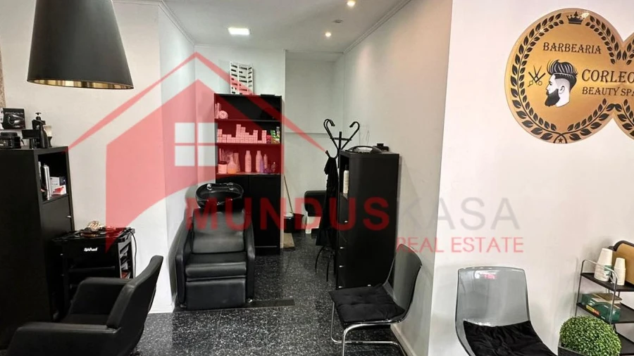 Loja para Venda em Sesimbra (Santiago)