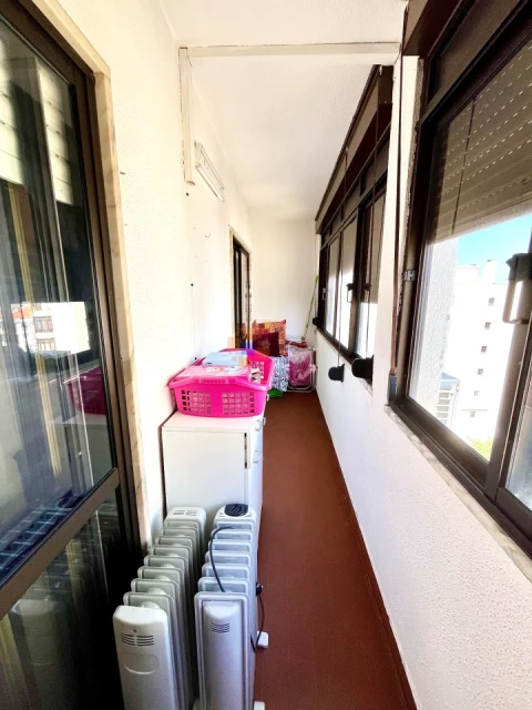 Apartamento T3 para Venda em Laranjeiro e Feijó