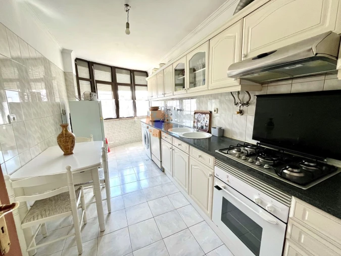 Apartamento T3 para Venda em Laranjeiro e Feijó Foto 10