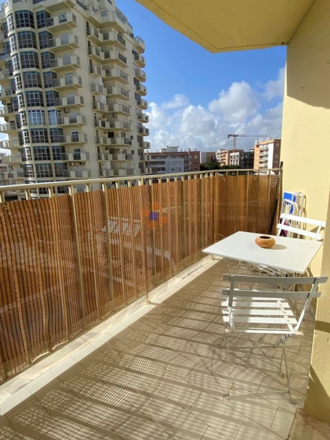 Apartamento T1 para Arrendamento férias em Armação de Pera