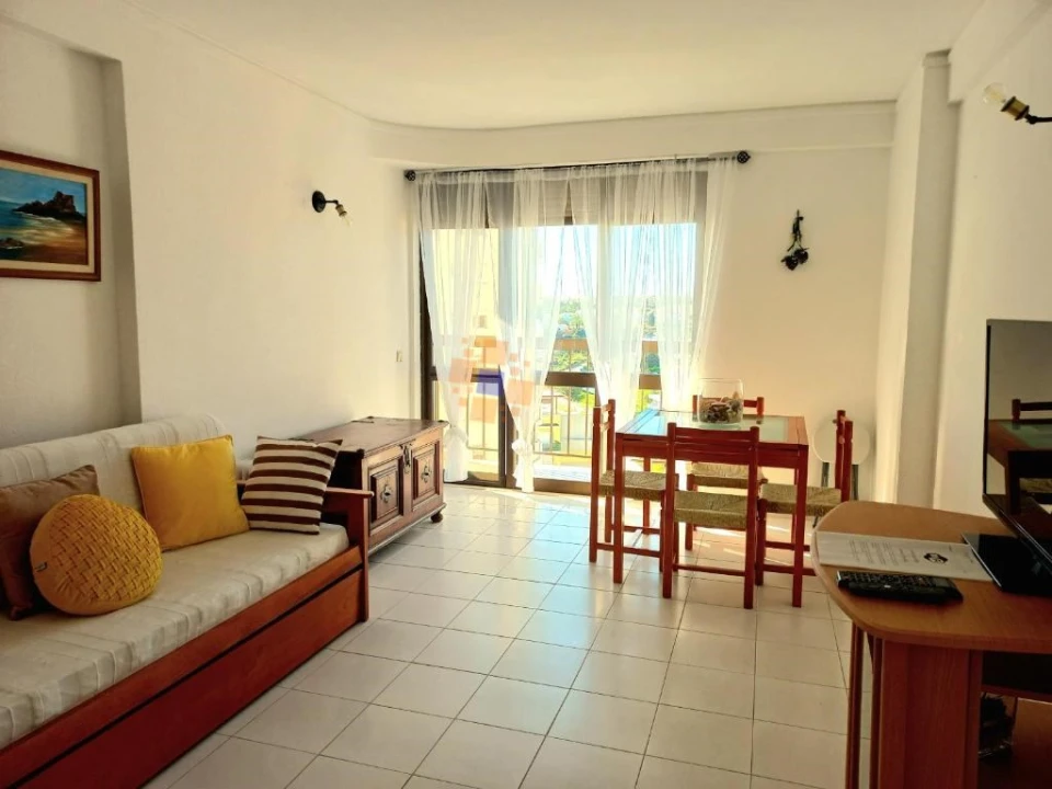 Apartamento T1 para Arrendamento férias em Armação de Pera Foto 2