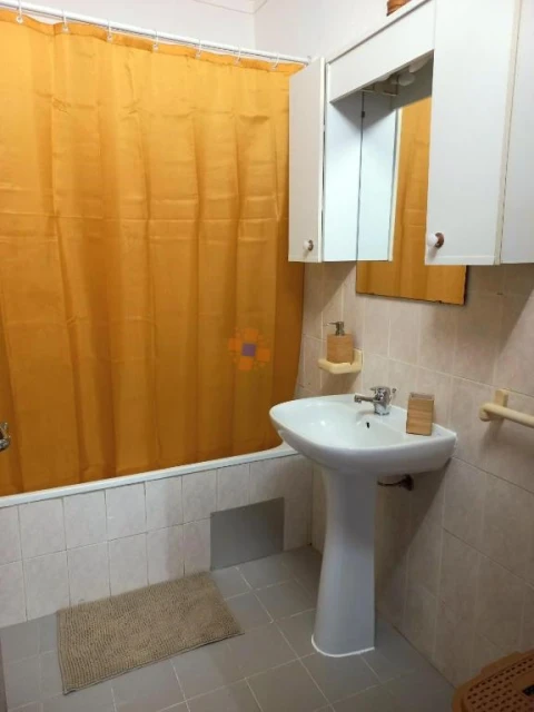 Apartamento T1 para Arrendamento férias em Armação de Pera