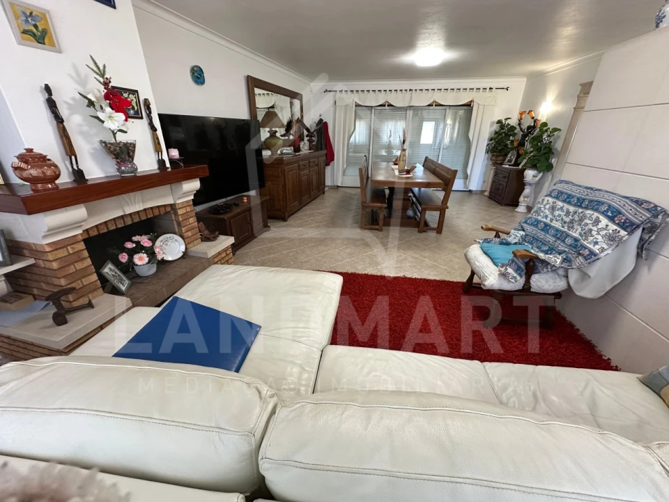 Moradia T2 para Venda em Benedita Foto 3