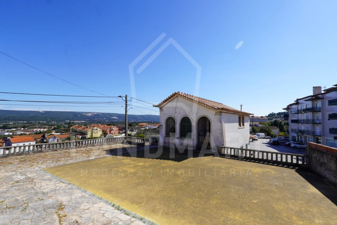 Moradia T10 para Venda em Turquel Foto 15