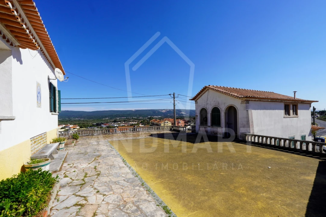 Moradia T10 para Venda em Turquel Foto 41
