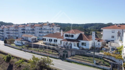 Moradia T10 para Venda em Turquel