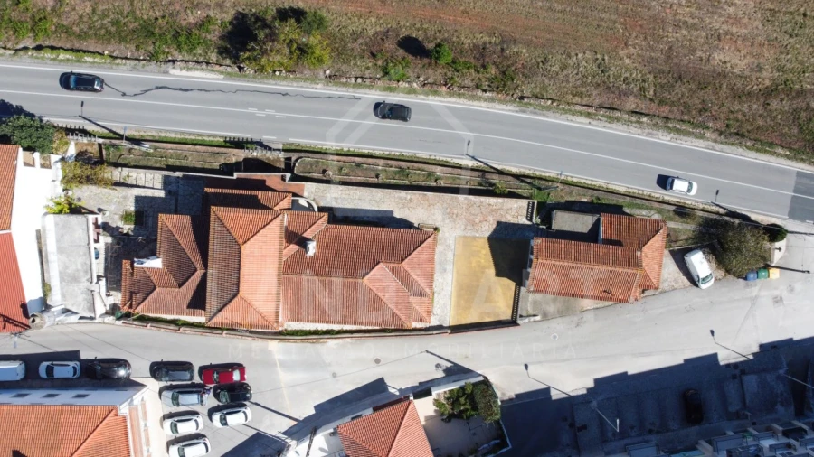 Moradia T10 para Venda em Turquel Foto 33