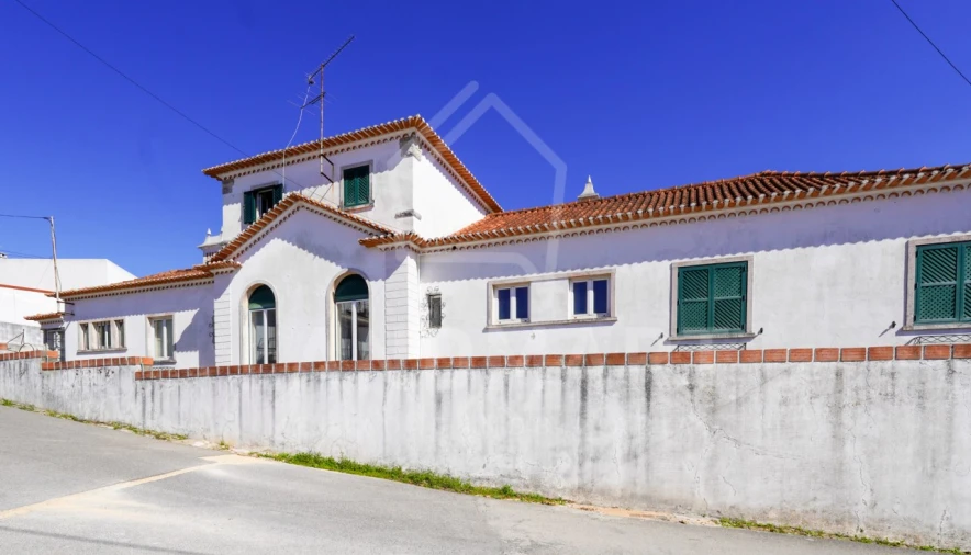 Moradia T10 para Venda em Turquel Foto 31
