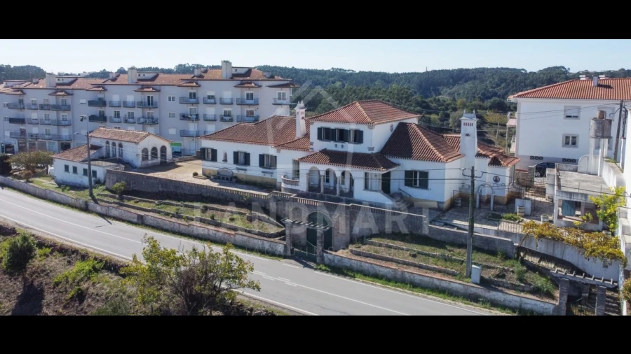Moradia T10 para Venda em Turquel