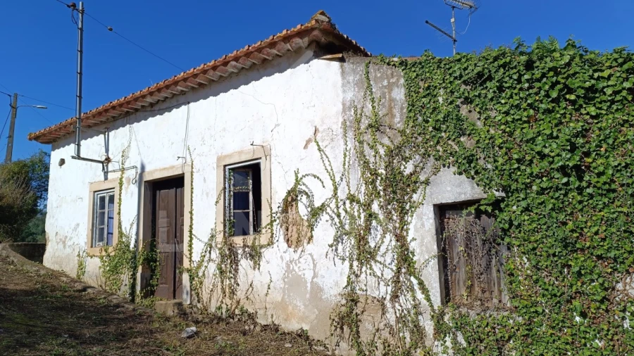 Moradia T2 para Venda em Alvorninha