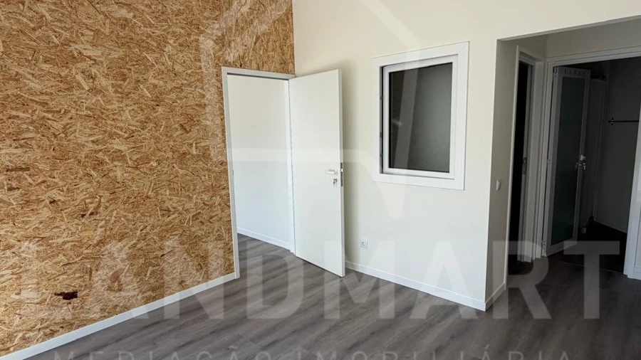Apartamento T3 para Venda em Turquel