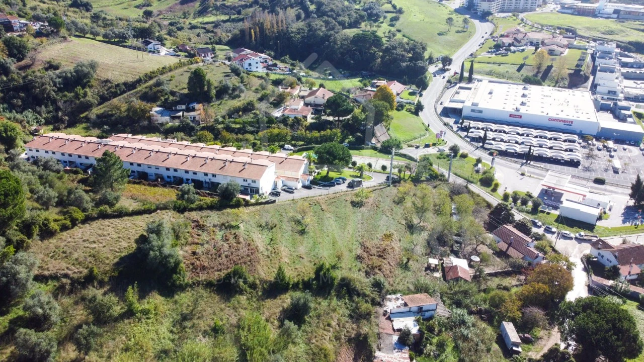 Moradia T3 para Venda em Alcobaça e Vestiaria Foto 35