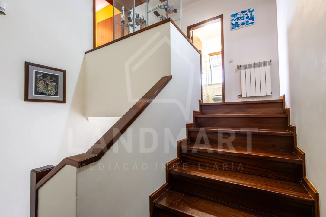Moradia T4 para Venda em Benedita Foto 14
