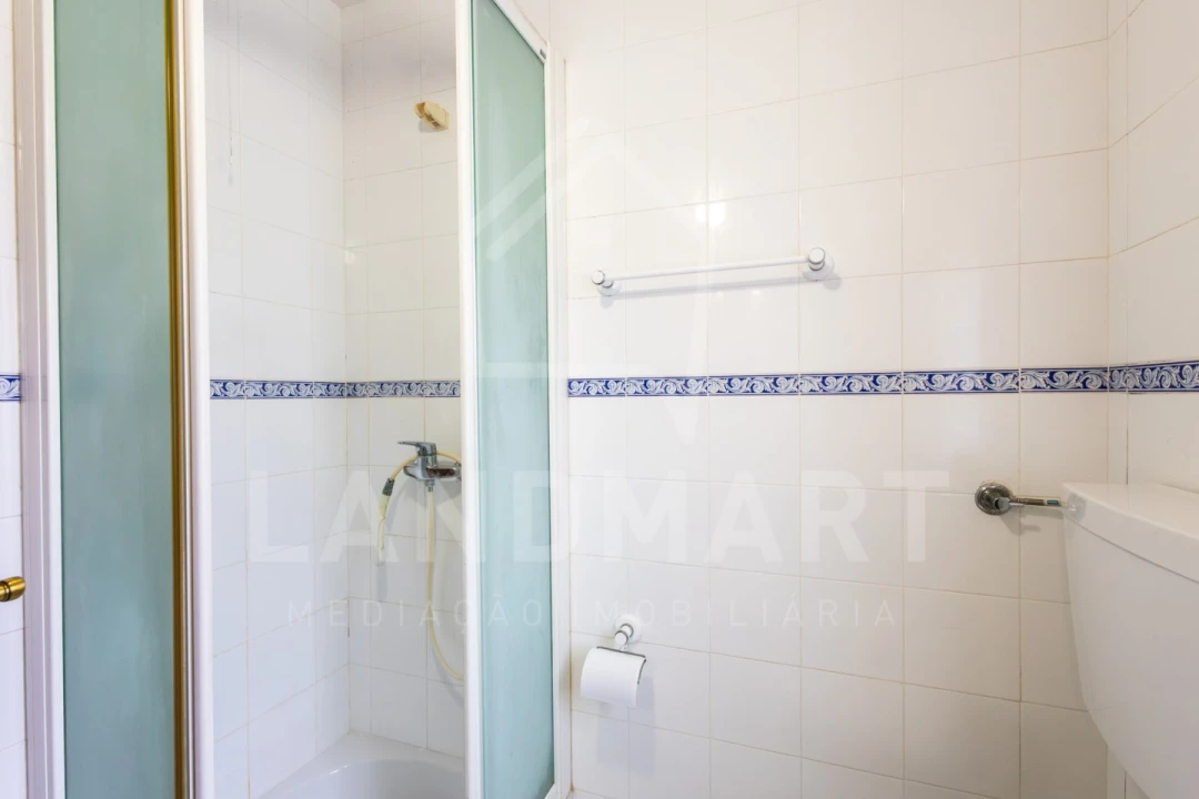 Moradia T4 para Venda em Benedita Foto 27