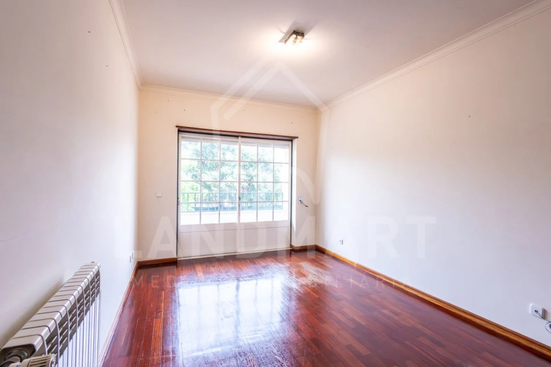 Moradia T4 para Venda em Benedita Foto 31