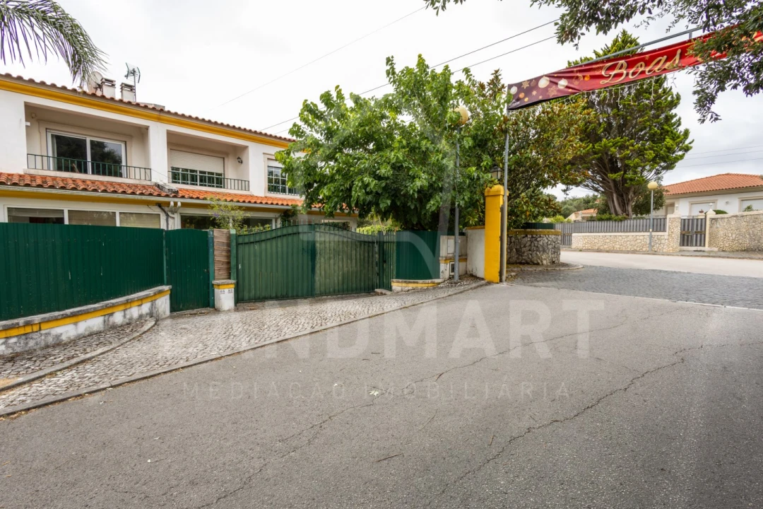 Moradia T4 para Venda em Benedita Foto 41