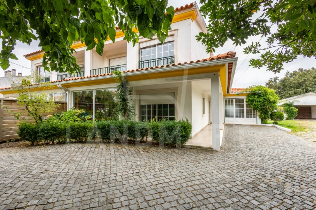Moradia T4 para Venda em Benedita Foto 43