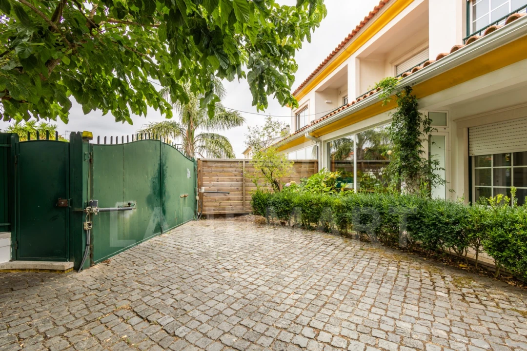 Moradia T4 para Venda em Benedita Foto 45