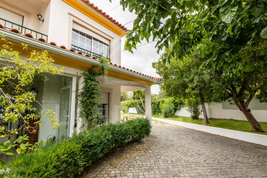 Moradia T4 para Venda em Benedita Foto 46