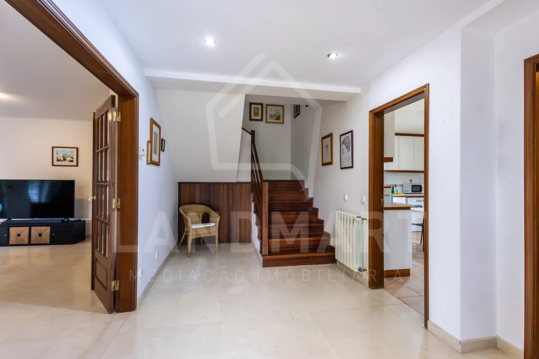 Moradia T4 para Venda em Benedita Foto 56
