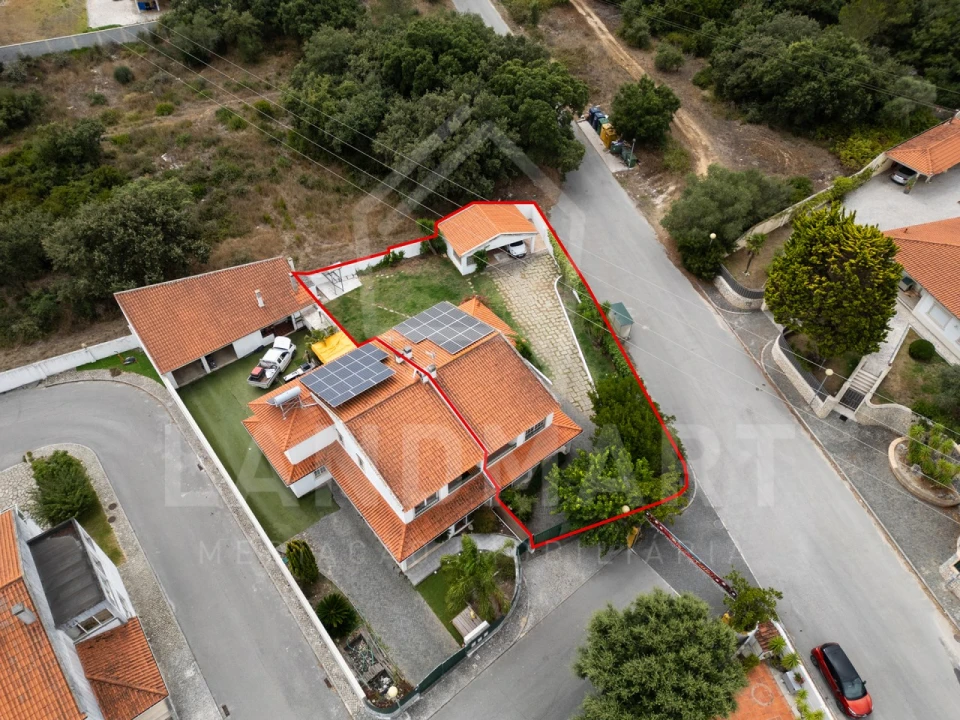 Moradia T4 para Venda em Benedita Foto 60