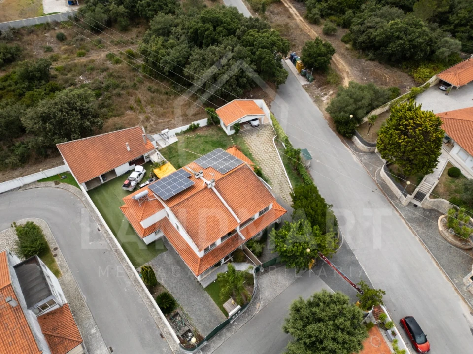 Moradia T4 para Venda em Benedita Foto 62