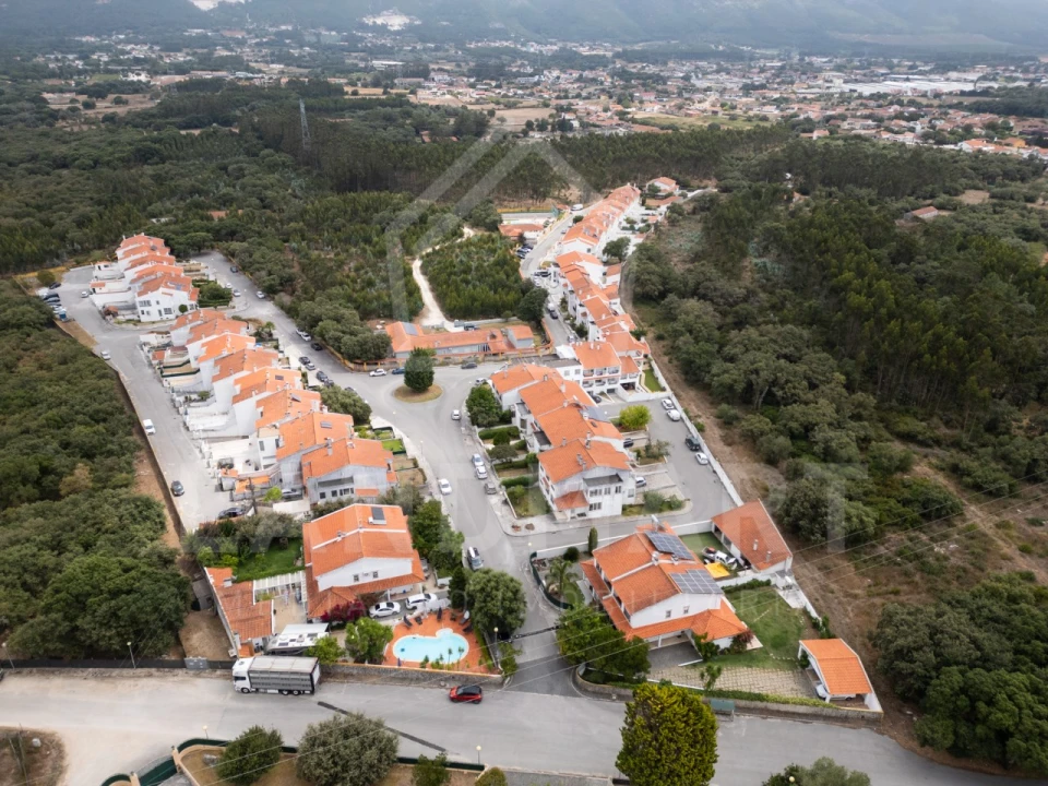Moradia T4 para Venda em Benedita Foto 65