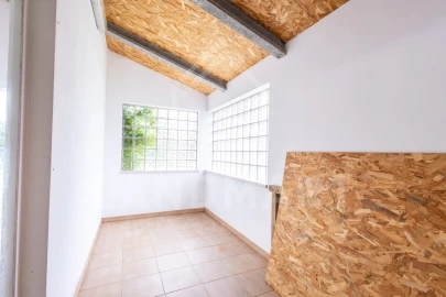 Moradia T4 para Venda em Benedita