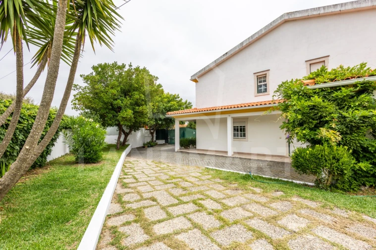 Moradia T4 para Venda em Benedita Foto 51