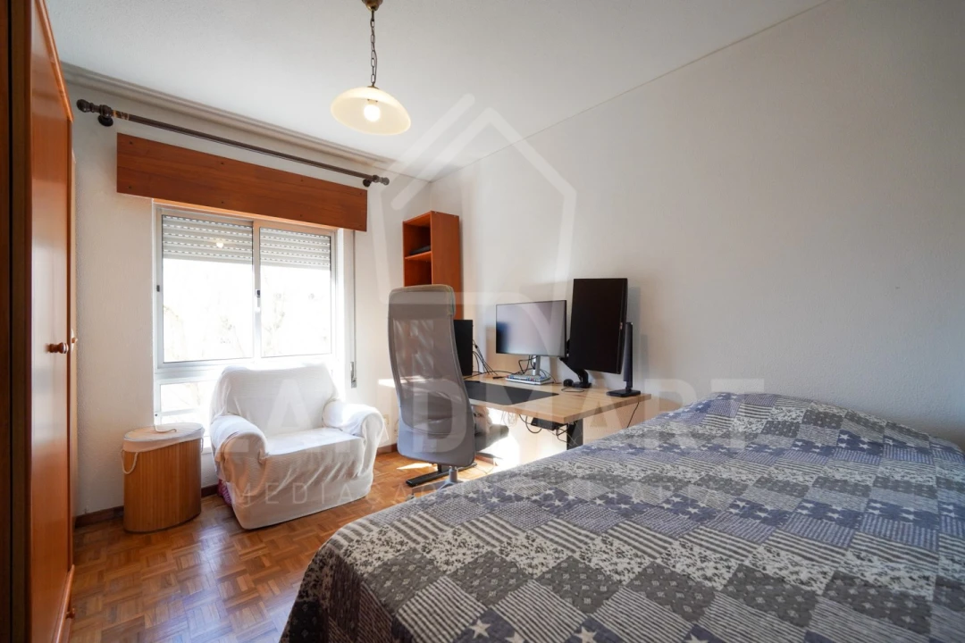 Apartamento T2 para Venda em Lumiar Foto 8