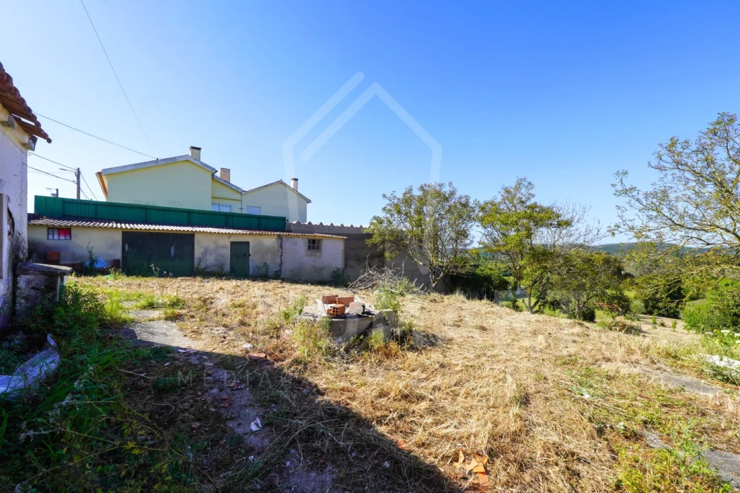 Moradia T2 para Venda em Maiorga Foto 5