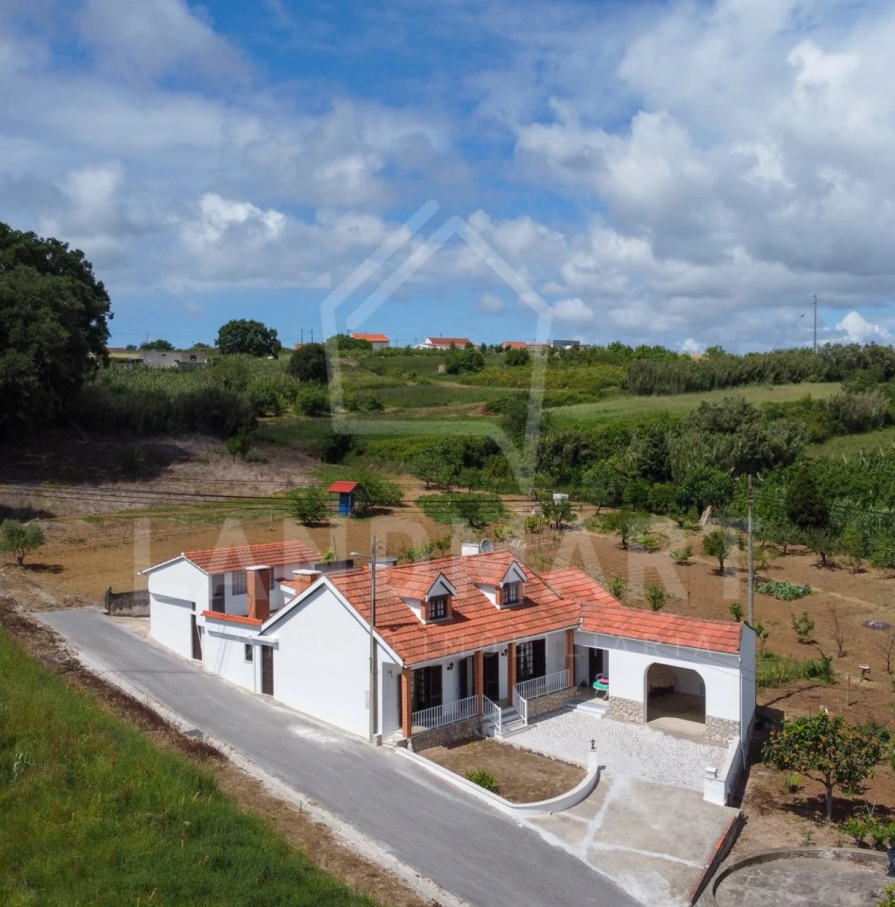 Moradia T3 para Venda em Cela Foto 6