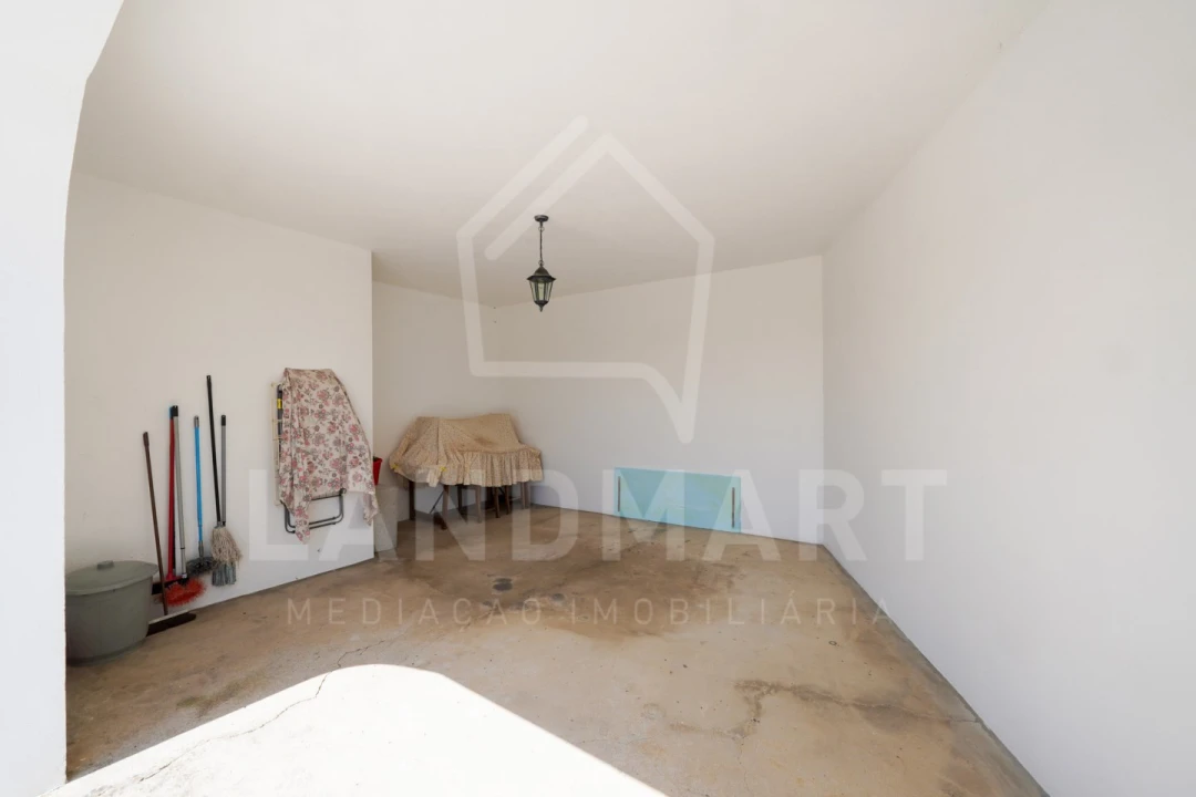 Moradia T3 para Venda em Cela Foto 8