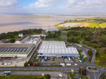 Armazém para Arrendamento em Benavente