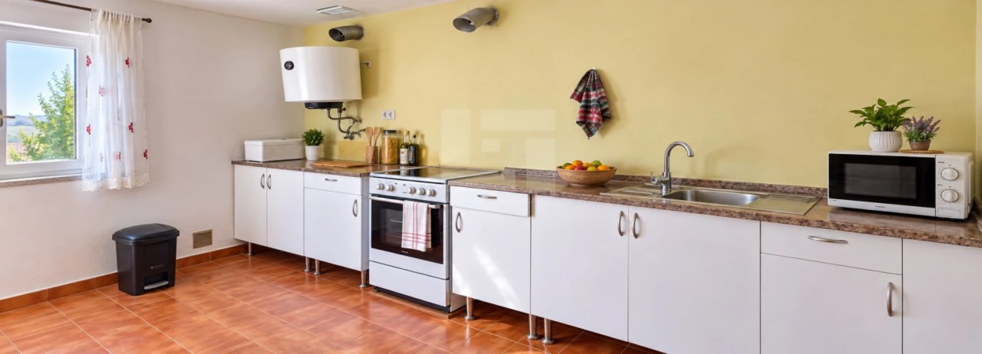 Moradia T4 para Venda em Brunhoso Foto 2