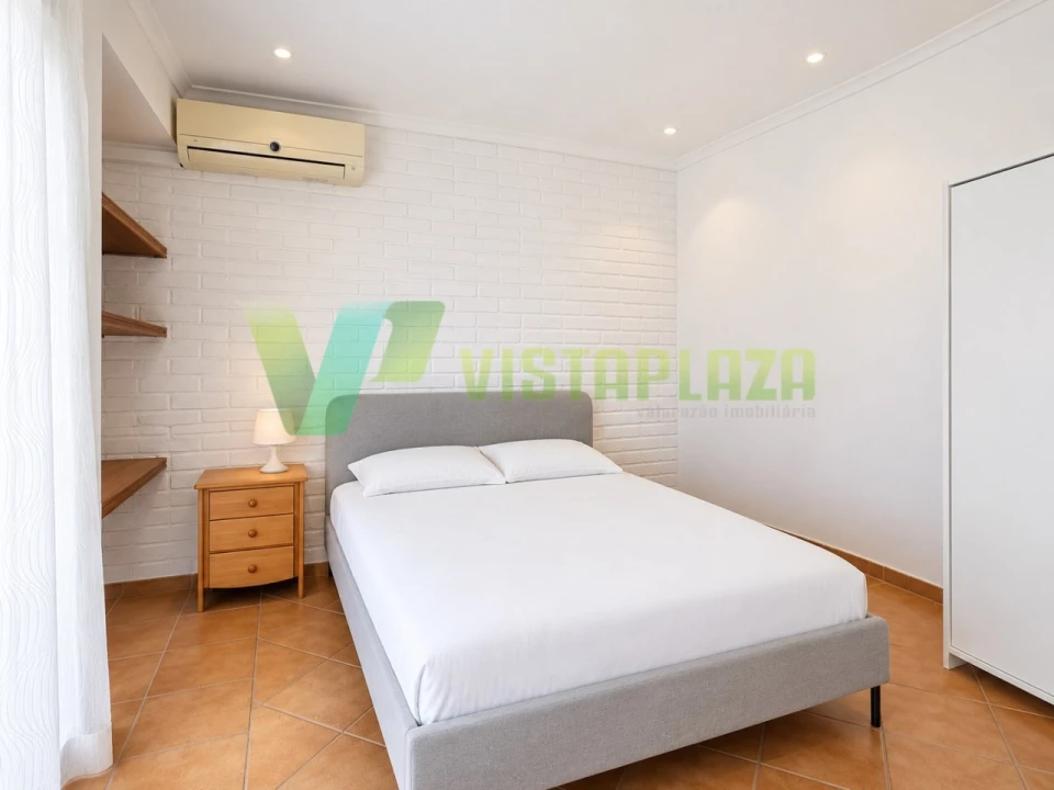Apartamento T2 para Venda em Portimão Foto 7