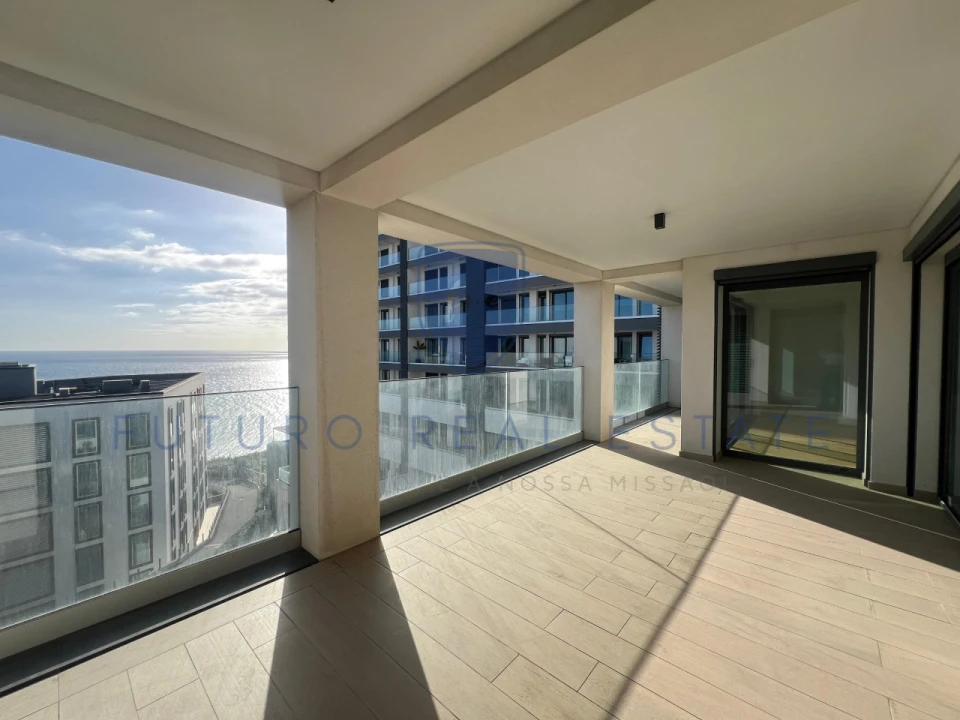 Apartamento T4 para Venda em São Martinho Foto 17