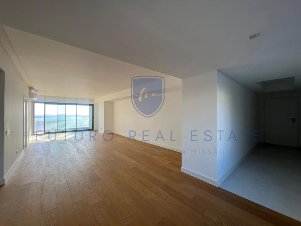 Apartamento T4 para Venda em São Martinho Foto 24