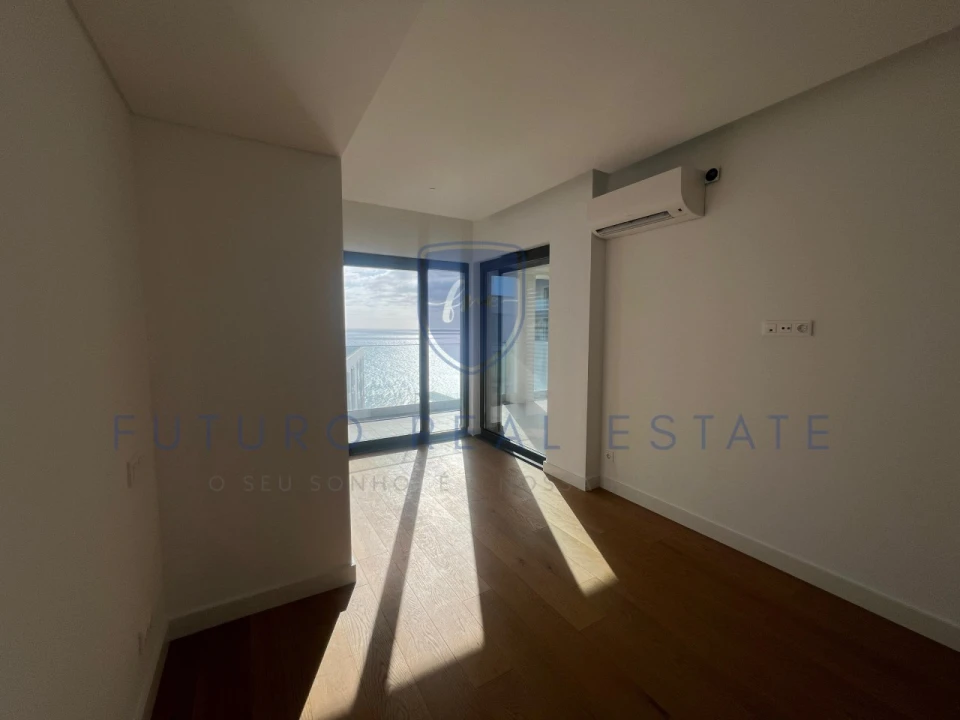 Apartamento T4 para Venda em São Martinho Foto 39