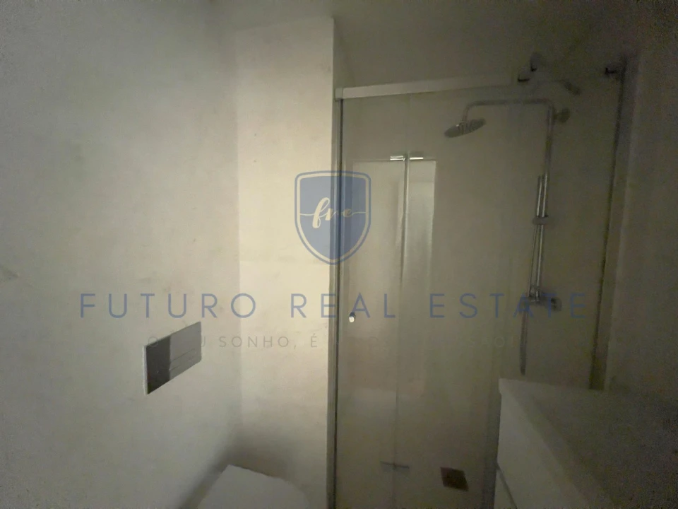 Apartamento T4 para Venda em São Martinho Foto 41