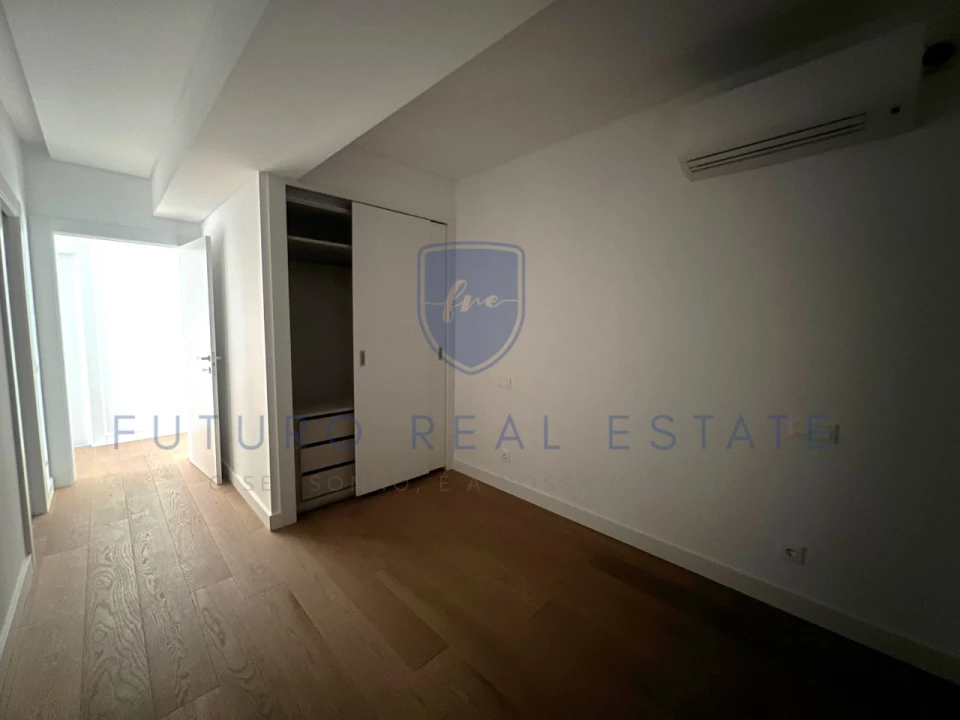 Apartamento T4 para Venda em São Martinho Foto 43