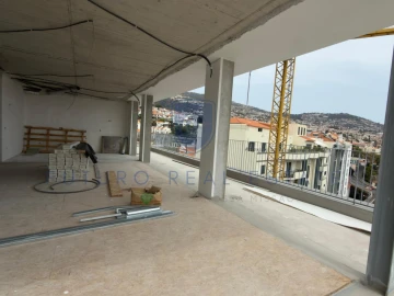Apartamento T3 para Venda em Funchal (Santa Luzia)