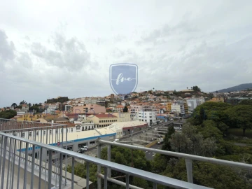 Apartamento T3 para Venda em Funchal (Santa Luzia)
